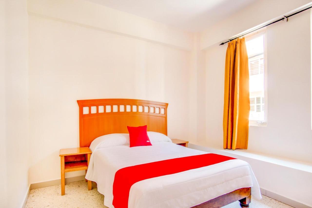 Hotel La Estancia Colima Ngoại thất bức ảnh