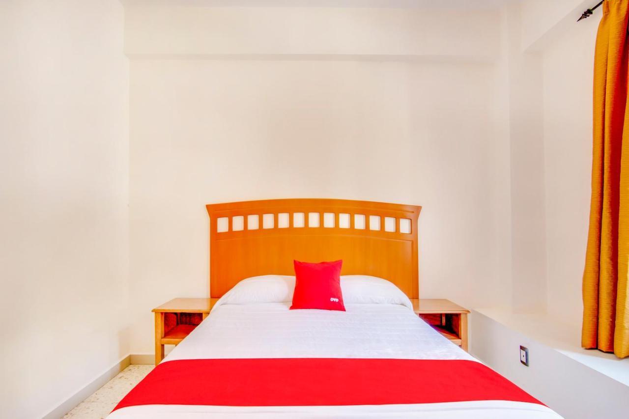 Hotel La Estancia Colima Ngoại thất bức ảnh