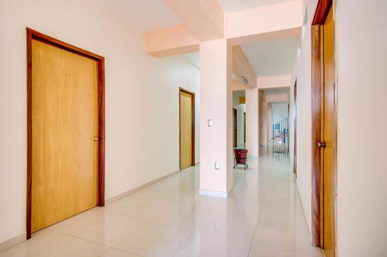 Hotel La Estancia Colima Ngoại thất bức ảnh